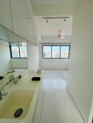 # 1 Loft (D14), Apartment #468934561